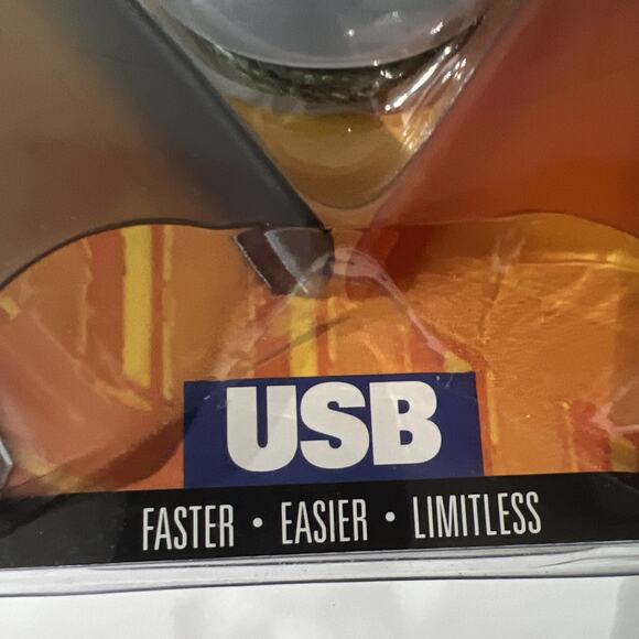 Belkin Pocket Hub USB Connector Up to 4 Devices Portable Builtin Cable Year 2001 - Picture 8 of 13